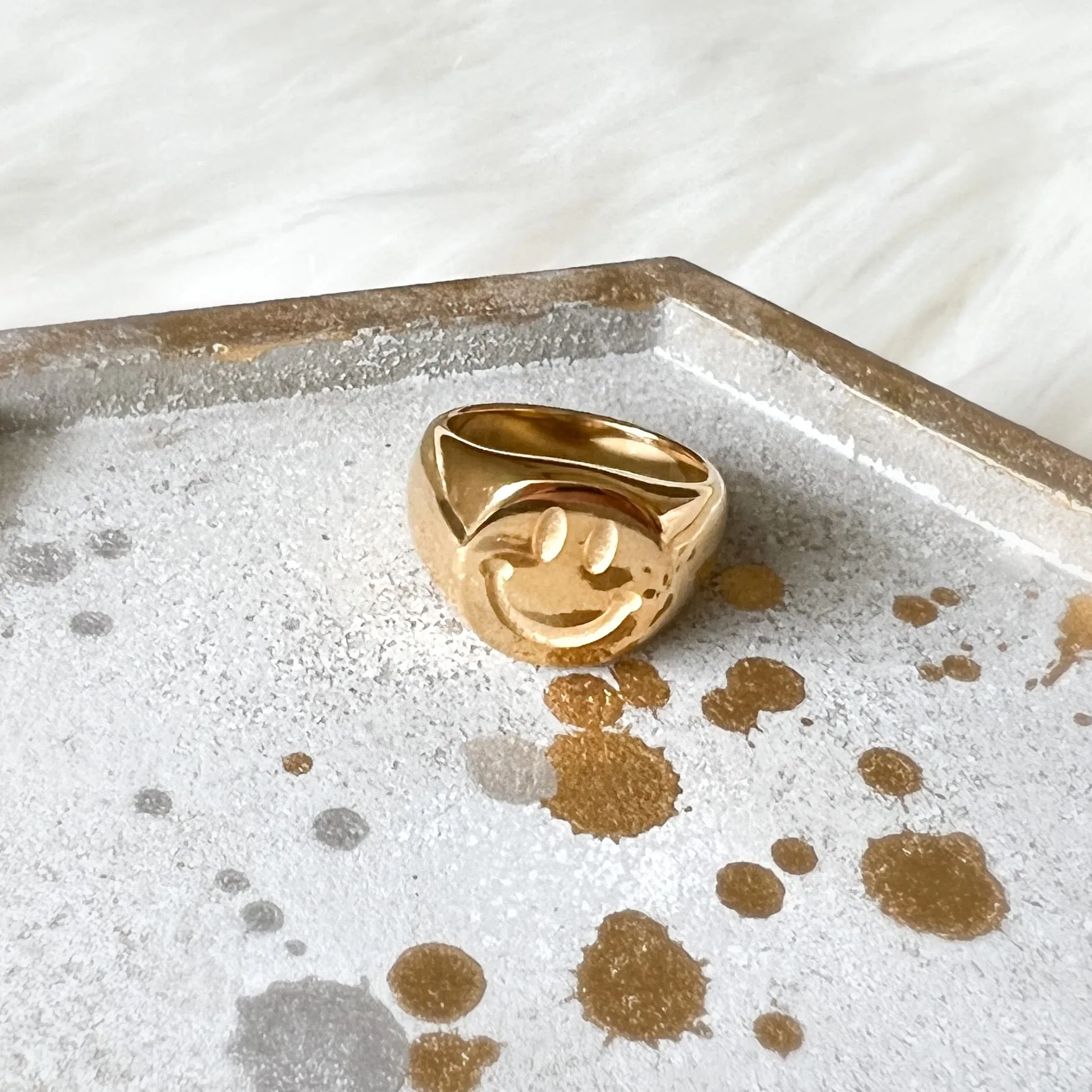 Be Happy Signet Ring - LAST CHANCE!