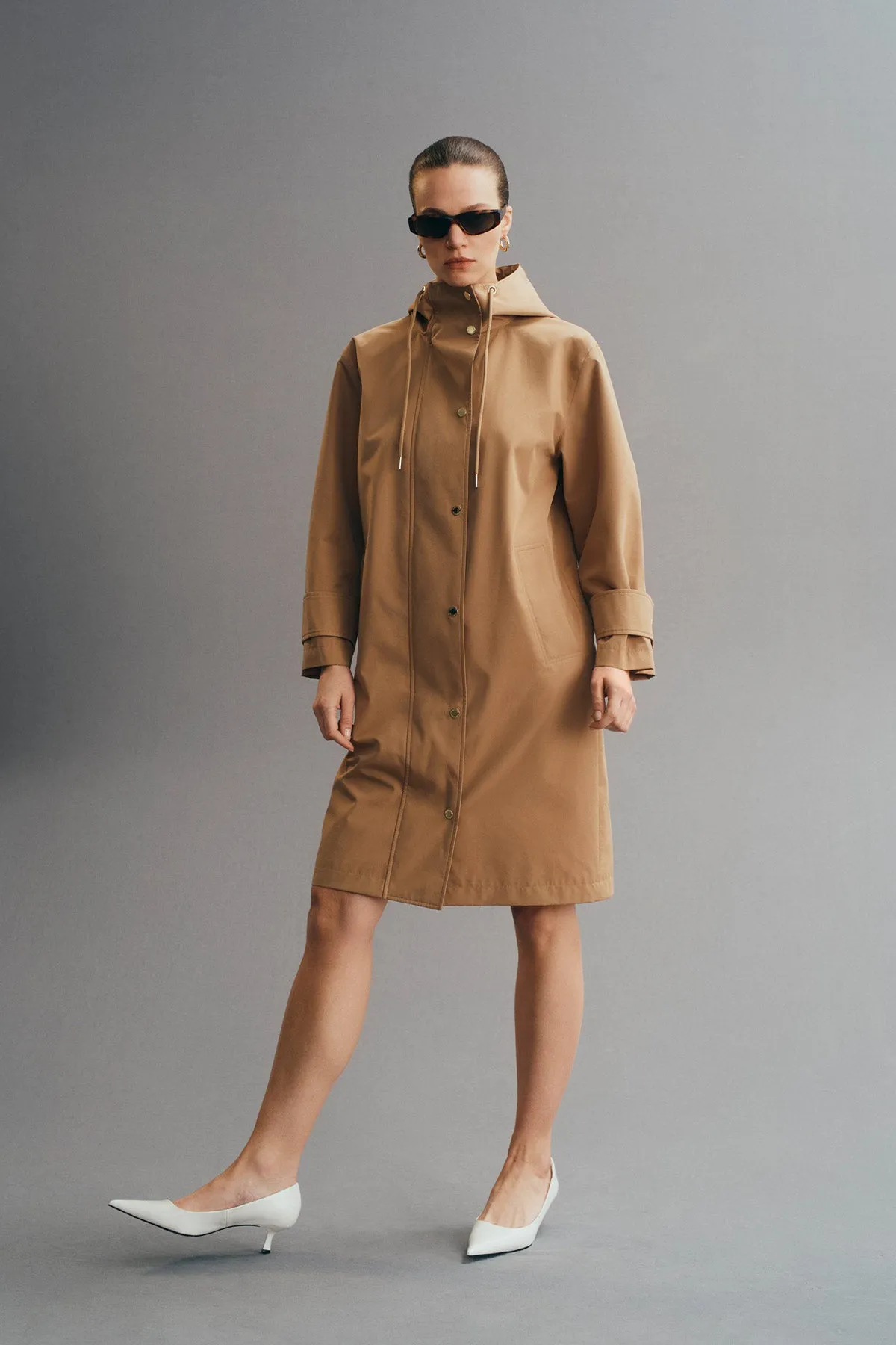 Highlands Raincoat - Parchment